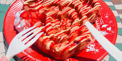 【食べ歩き】ディズニーランドの朝食5選！手軽に食べられるワッフルやサンド系がおすすめ！