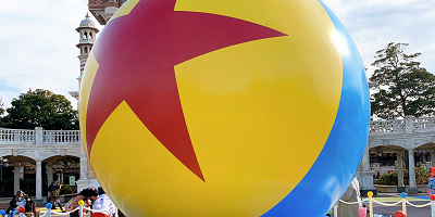 ピクサーの隠れキャラ「ピクサーボール」とは？初登場作品＆新グッズまとめ！