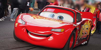 【カーズ】マックィーンの誕生日はいつ？主人公ライトニングのプロフィール＆記念日めとめ！