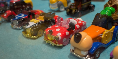 【ディズニートミカコレクション】キャラクターやアトラクションなどをトミカで再現！