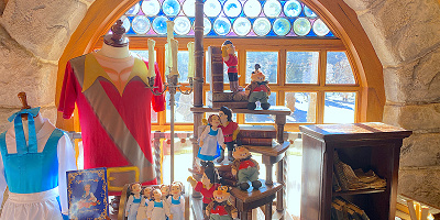 【2025年最新】美女と野獣グッズ全種まとめ！ロマンチックなベル＆野獣・ガストンモチーフのお土産！