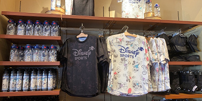 【3/17発売】ディズニーアディダスコラボ＆スポーツグッズ13選！Tシャツやキャップなどが登場！