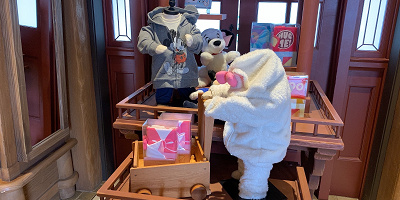 【ディズニーの出産祝い】ベビーグッズ＆マタニティグッズ33選！ギフトセットもおすすめ！