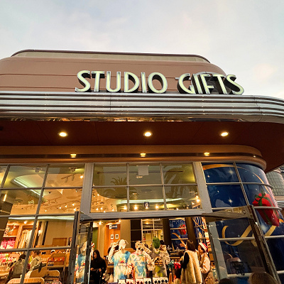 開催場所はスタジオギフト・イースト