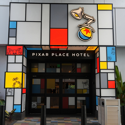 ピクサープレースホテル