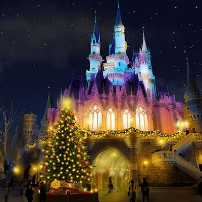 シンデレラ城裏のクリスマスツリー キャステル Castel ディズニー情報