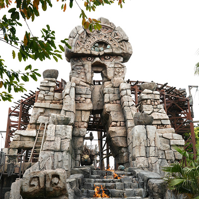 360度回転がある唯一のアトラクション キャステル Castel ディズニー情報