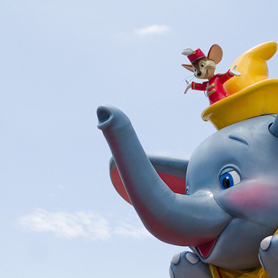 ダンボとティモシー キャステル Castel ディズニー情報