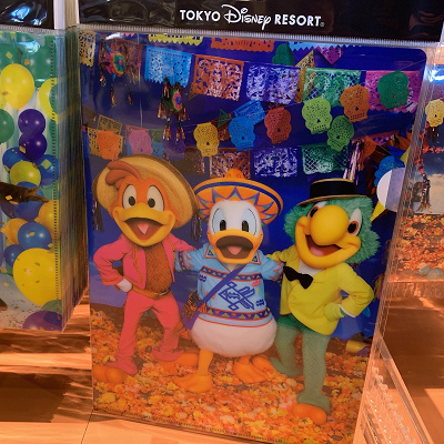 コレクションカードホルダー キャステル Castel ディズニー情報