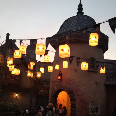 フロリダにはラプンツェルの塔がある キャステル Castel ディズニー情報