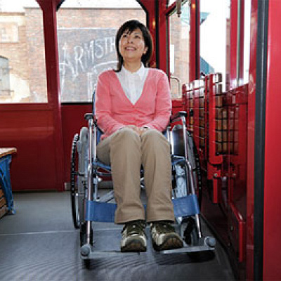 東京ディズニーランドの車椅子のまま乗れるアトラクション キャステル Castel ディズニー情報