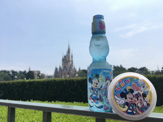 17年夏ディズニーを楽しもう 混雑と暑さ対策 おすすめコーデと持ち物