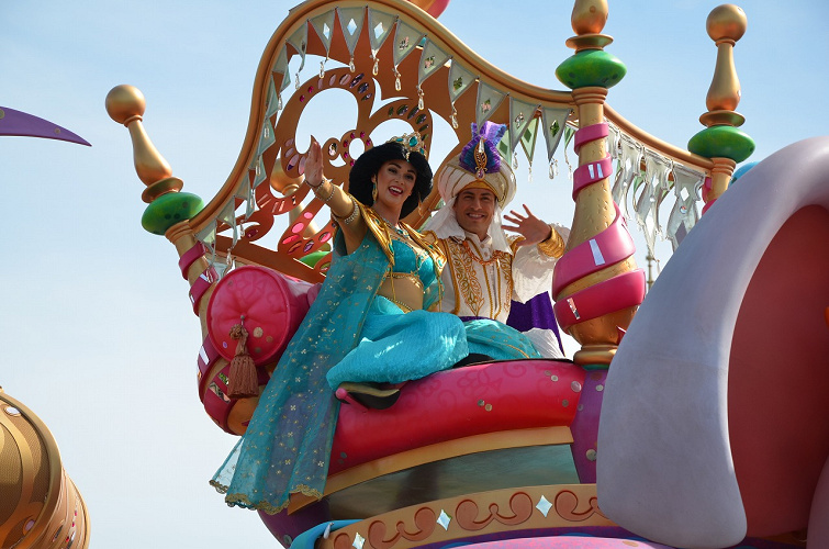 アラジンのキャラクター図鑑 アラジンの仲間 ジャスミンの家族 続編のキャラクターなど一挙紹介