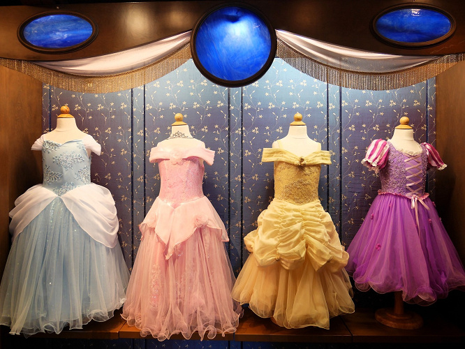 21 ディズニーランドで買える子供服 ベビー服 なりきりドレスまとめ スタイなどの小物系