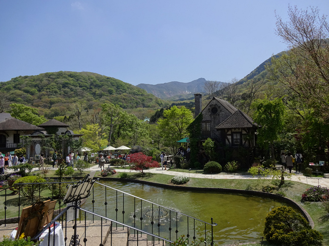 【1泊2日】箱根女子旅モデルコース！美術館・足湯カフェ・神社を巡る旅！