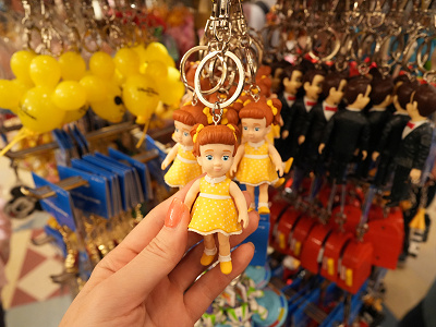22 ディズニーキーホルダー98選 人気のキャラクター プリンセス ペアグッズにおすすめ