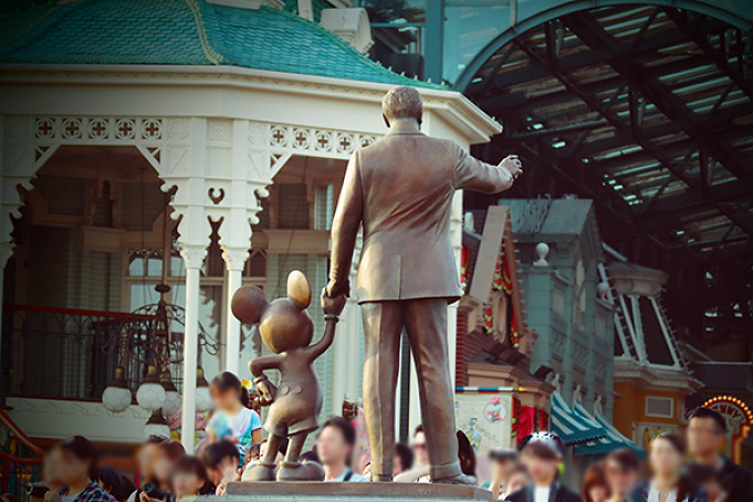 必見 東京ディズニーリゾートでアルバイトがしたい キャストならではのルール 特典まとめ