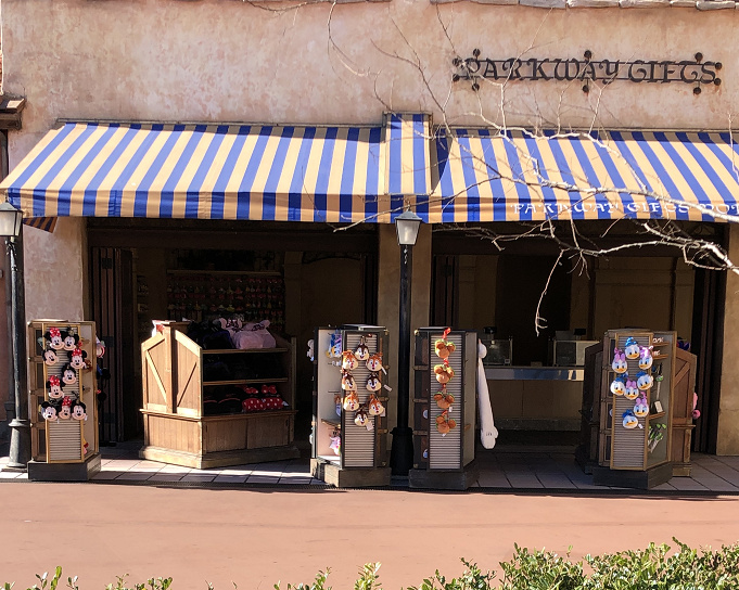 22冬 1月のディズニーの服装 おすすめの服装とコーデまとめ 寒さ対策についても