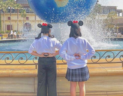 22 インスタ映えディズニーコーデ37選 カップル 双子 おそろ 写真スポット