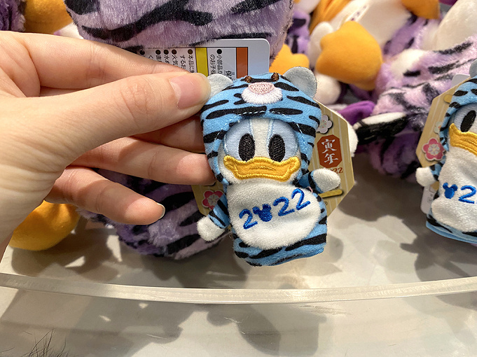 1 10再販 22年ディズニー干支ぬいぐるみグッズ17選 寅 とら 姿のディズニーキャラたち