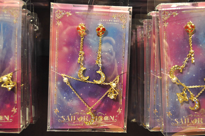 22年 Usj セーラームーンコラボグッズ全96種まとめ 種類と値段 販売場所まとめ