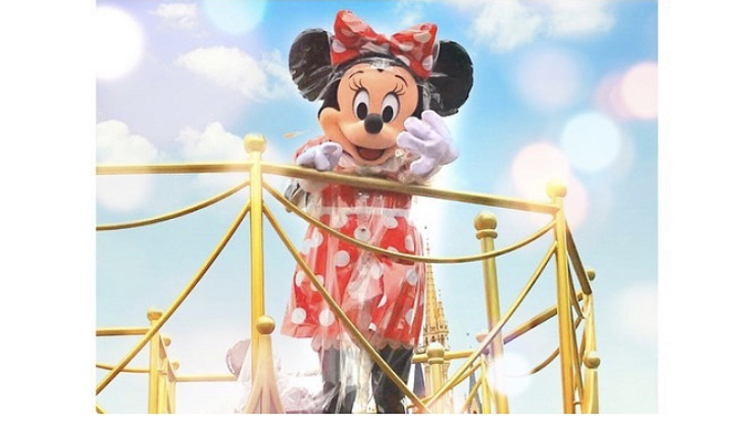 11月更新 ディズニーランドのパレードを調査 クリスマスバージョン開催 時間とベストな鑑賞場所は