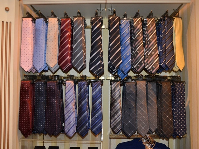 幻滅 アミューズメント 感じ ディズニー リゾート ネクタイ ピン 約 しつけ インフレーション