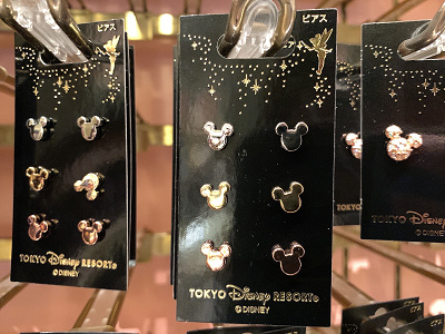 ディズニーのピアス イヤリング36種類まとめ ランド シーの人気アクセサリー ディズニーのピアス イヤリング36種類まとめ ランド シーの人気アクセサリー