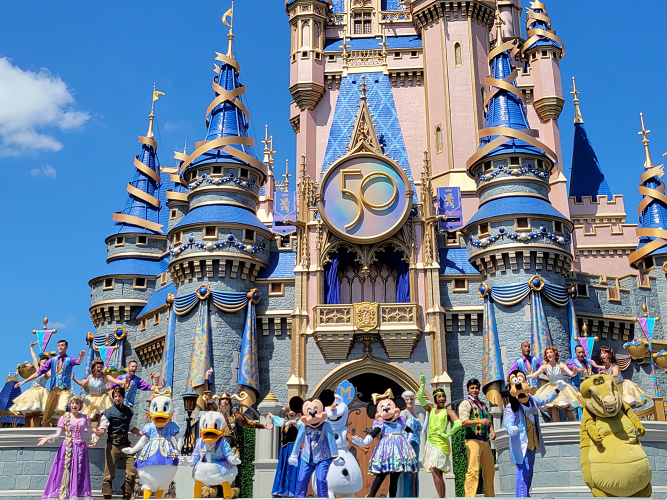 予算 フロリダのディズニーワールド旅行はいくらかかる 航空券からホテル パークチケットの 予算 フロリダのディズニーワールド旅行はいくらかかる 航空券からホテル パークチケットの