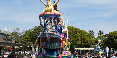 【2022年5月】ディズニーランドの混雑状況レポート!アトラクション・レストラン・ショップの混雑具合は?