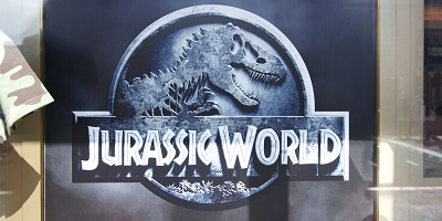 映画『ジュラシック・ワールド3』メイジーの正体をネタバレ解説!母親はいる?クローンではない?