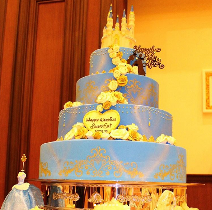 ディズニー風結婚式を成功させたみんなのアイデア集 プリンセスのウェディングドレスやブライダルネイル ウェディングケーキも