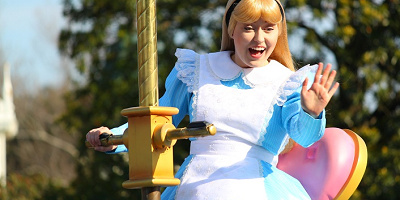 【ディズニー】ふしぎの国のアリスの生みの親、ルイス・キャロルってどんな人?プロフィールから名言まで徹底解説!