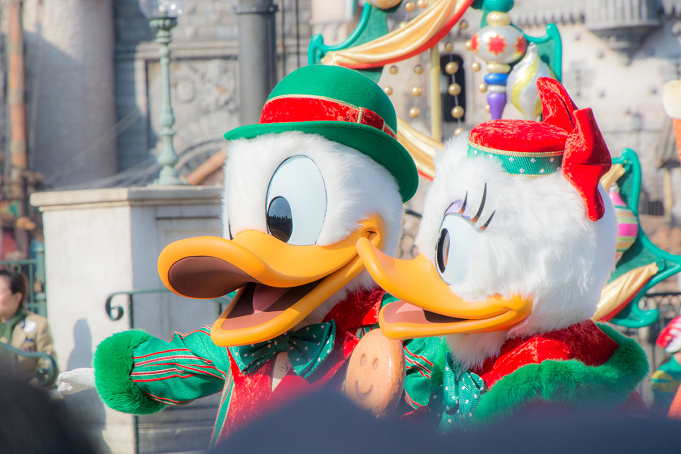 最新 パーフェクト クリスマス2017 ディズニーシーのクリスマスショー徹底解説 鑑賞場所 出演キャラクター