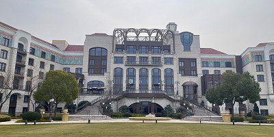 【上海ディズニーランドホテル】客室&料金まとめ!キャラクターダイニングやレストラン・ショップも!