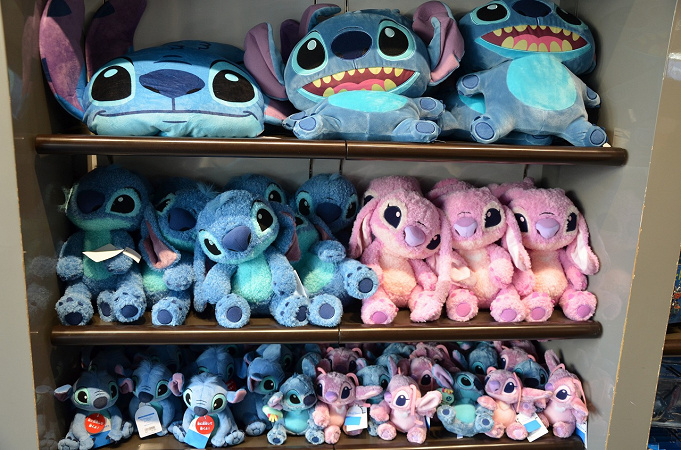 ディズニーの スティッチグッズ 57選 人気のぬいぐるみをお土産に ディズニーの スティッチグッズ 57選 人気のぬいぐるみをお土産に