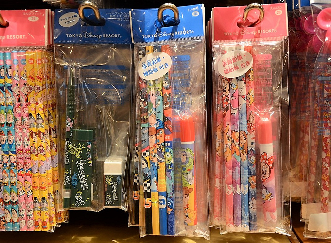 ディズニー文房具 消しゴム 鉛筆選 入学準備や子供向け向けプレゼントに