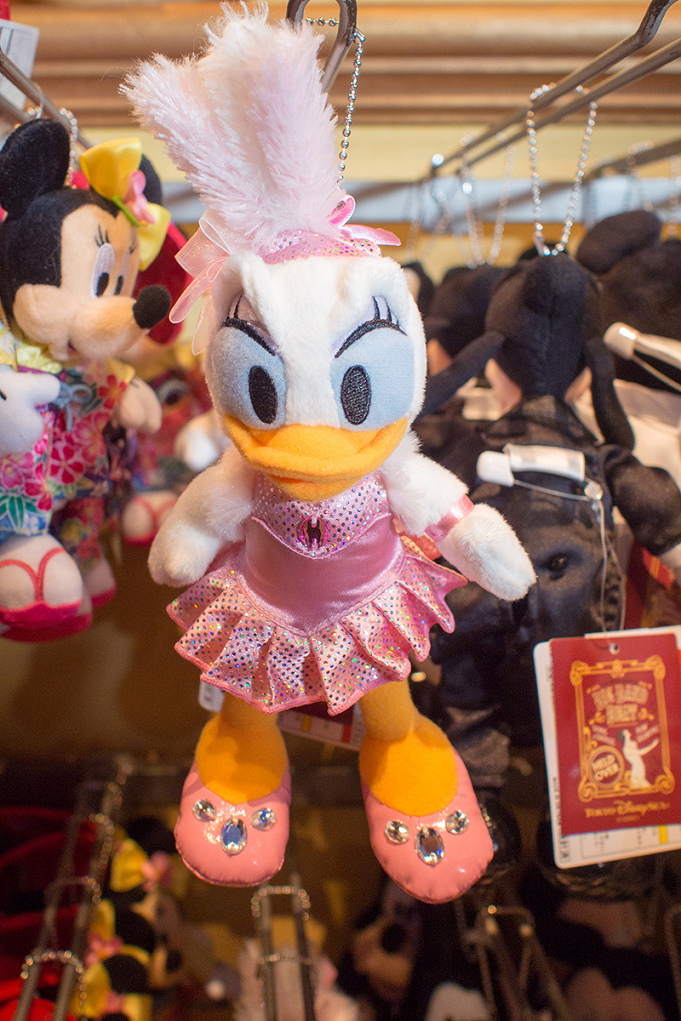 19 ディズニーで買えるデイジーグッズ選 ぬいぐるみやパスケースがおすすめ 19 ディズニーで買えるデイジーグッズ選 ぬいぐるみやパスケースがおすすめ