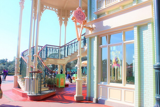 ディズニーランドのアイス専門店 アイスクリームコーンのメニュー 値段まとめ おすすめの組み合わせも ディズニーランドのアイス専門店 アイスクリームコーンのメニュー 値段まとめ おすすめの組み合わせも