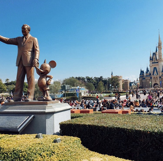 ディズニーランドとシー カップルでデート行くならどっち