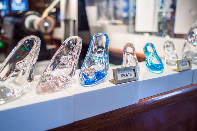 ディズニーガラスの靴7選 値段 販売場所まとめ 名入れ可でプレゼントにもおすすめ
