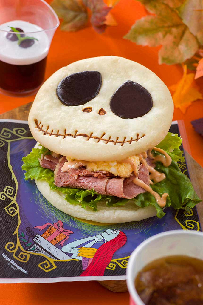 最新 ディズニーハロウィーン18フードメニュー ランド編 スペシャルセット 食べ歩き スーベニア付き