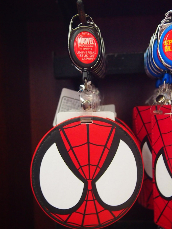 Usj スパイダーマンのお土産グッズ30選 Tシャツ パンツなどの値段 写真