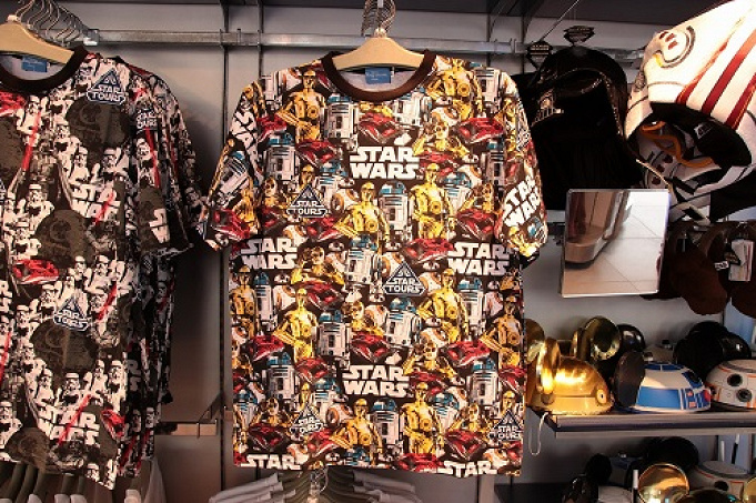 19 スター ウォーズグッズ37選 8 R2 D2のお土産 Tシャツ ポップコーンバケットまとめ