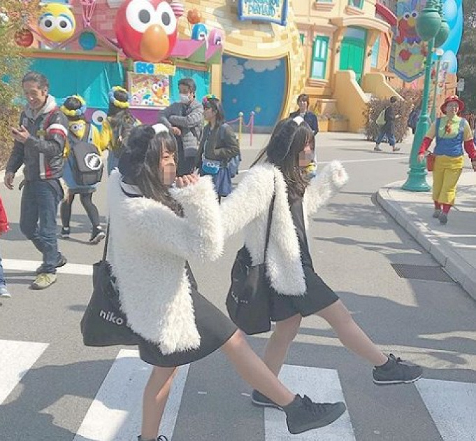 引き受ける プラカード 褐色 Usj パーカー コーデ Realifeyouth Org