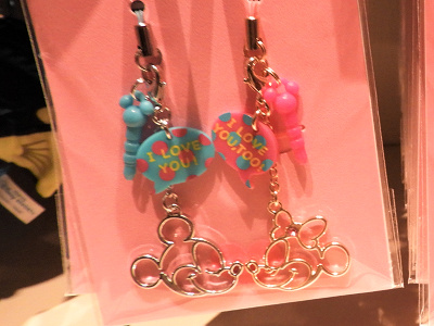 ディズニーシーのおそろいペアグッズ15選 カップルのお土産におすすめ ディズニーシーのおそろいペアグッズ15選 カップルのお土産におすすめ