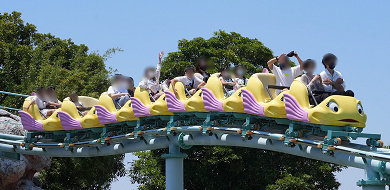 待ち時間も フランダーのフライングフィッシュコースター 隠れミッキーや速度情報 待ち時間も フランダーのフライングフィッシュコースター 隠れミッキーや速度情報