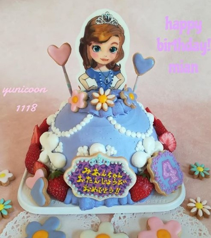 かわいすぎるディズニーキャラの誕生日ケーキ17選 ダッフィー アリエル トイストーリー