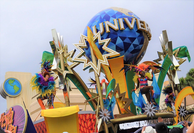 Usj 春の服装 持ち物リスト 3月 4月 5月におすすめのユニバコーデを紹介