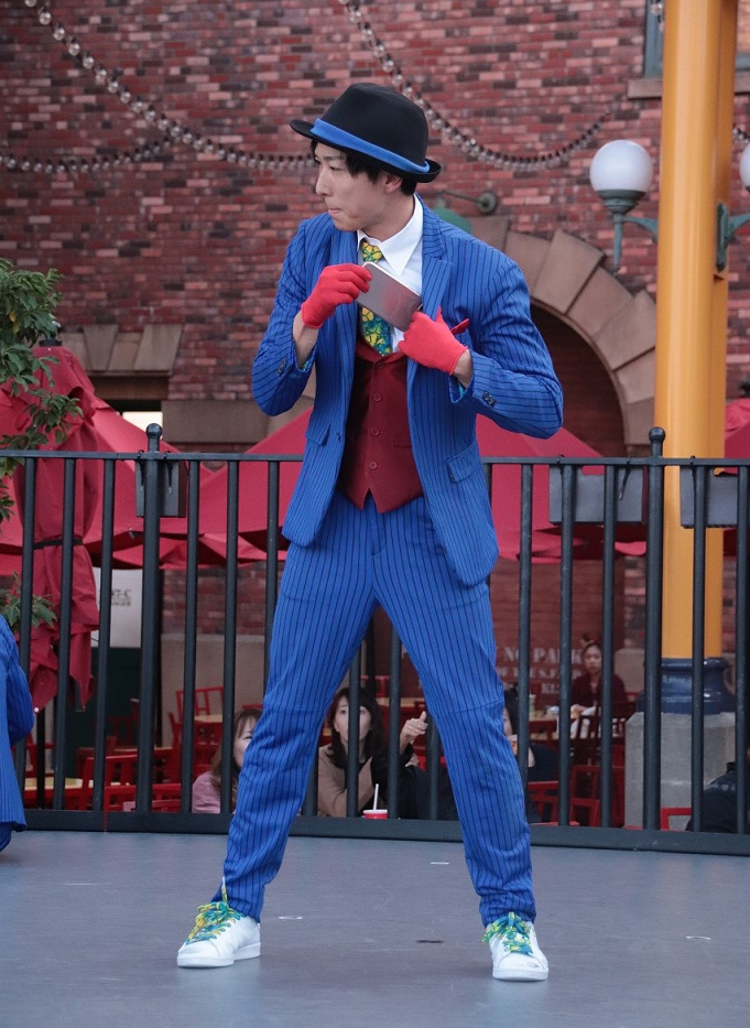 ユニバ クルー イケメン ユニバ クルー イケメン